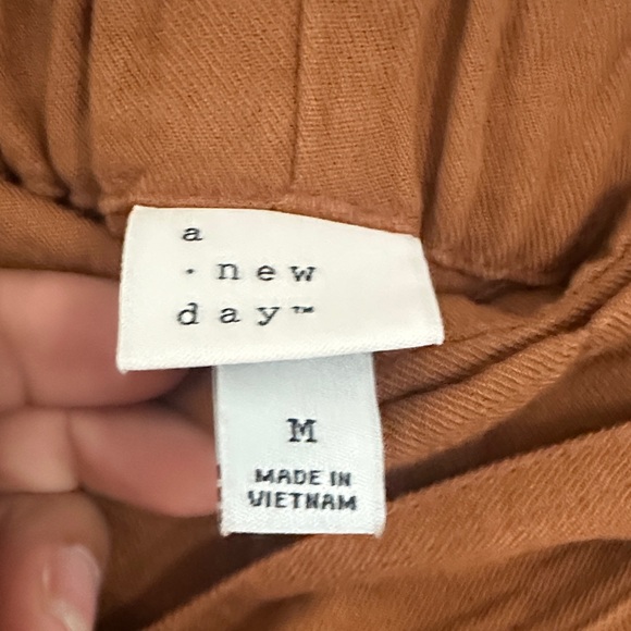 A NEW DAY HIGH WAITS BELTED SHORTS size M - Picture 3 of 5